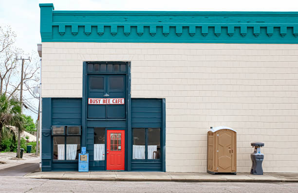 Best Porta potty rental near me  in Edgerton, KS